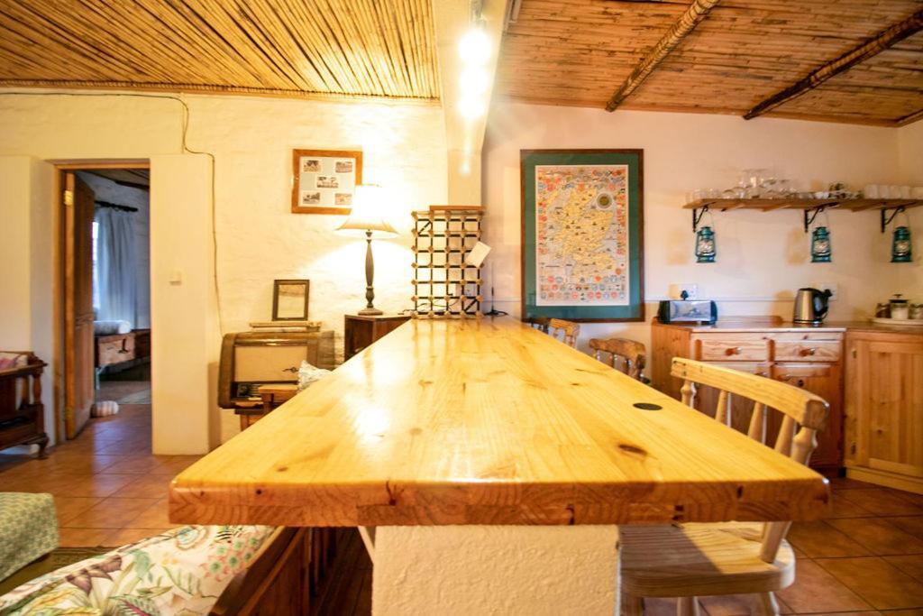 Graaff-Reinet Ironstone Cottage מראה חיצוני תמונה