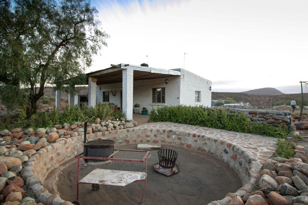 Graaff-Reinet Ironstone Cottage מראה חיצוני תמונה