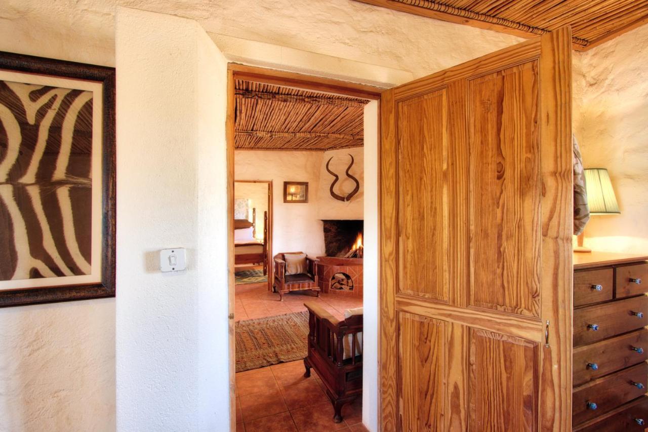 Graaff-Reinet Ironstone Cottage מראה חיצוני תמונה
